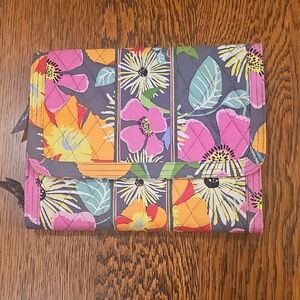 Vera Bradley Floral Quilted Jewelry Folio, Jazzy Blooms Print.